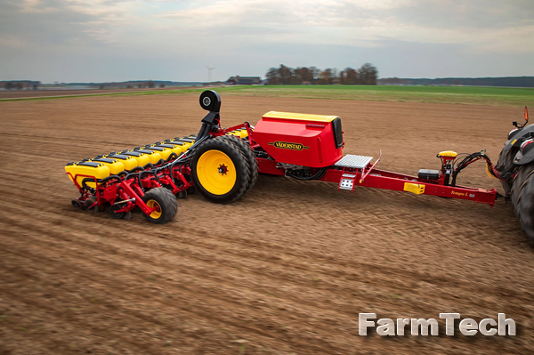 Высокоскоростная пропашная сеялка VADERSTAD Tempo L 8