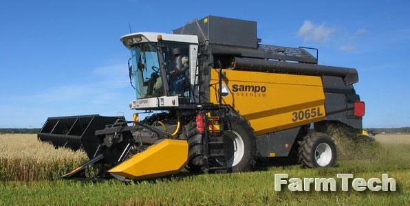 Комбайн зерноуборочный Sampo SR 3045C